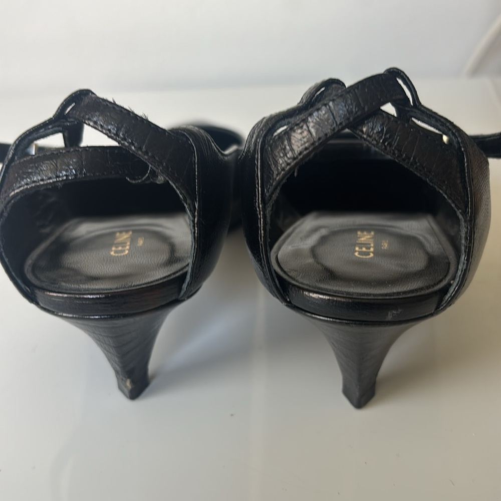 Celine Elegant Black kitten Heels with Sleek Design - Picture 6 of 13